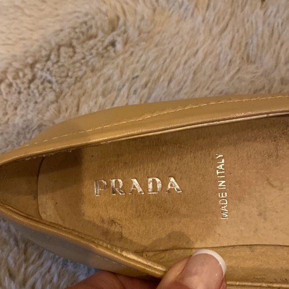 Gorgeous Prada Flats 💕 - Picture 3 of 7